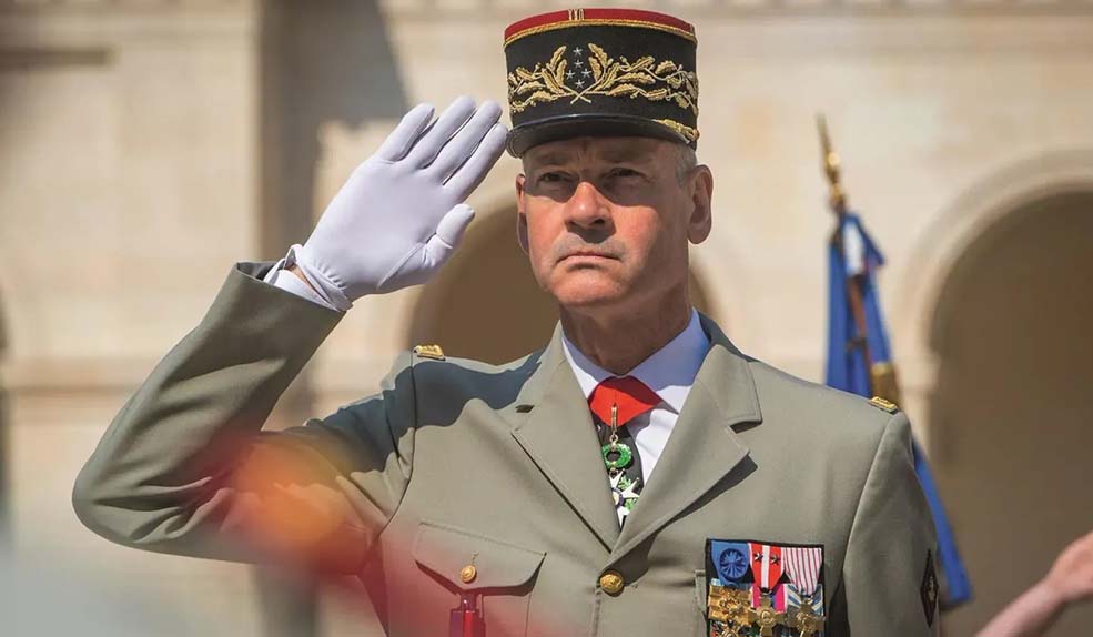 Le Salut Militaire Français : Tout savoir