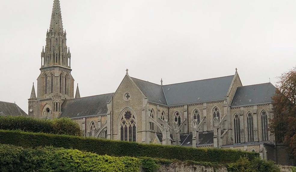 basilique-notre-dame-de-la-joie-pontivy