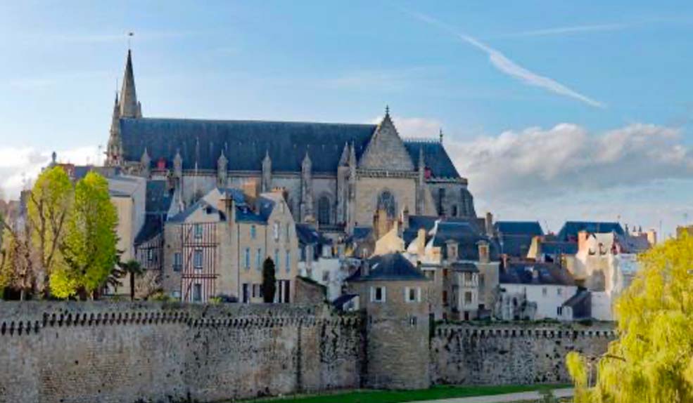 cathedrale-vannes